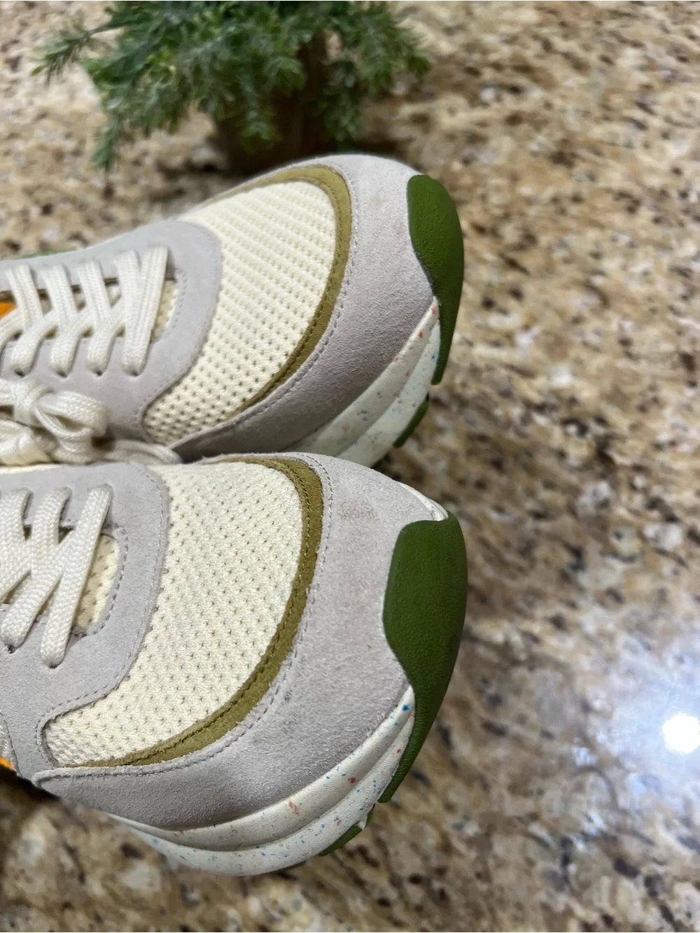 Tory Burch Good Luck Trainer Ivory Cream Vibrant Green w/ Speckles Sneakers 10